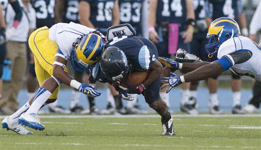 Maine manhandles Delaware 62-28